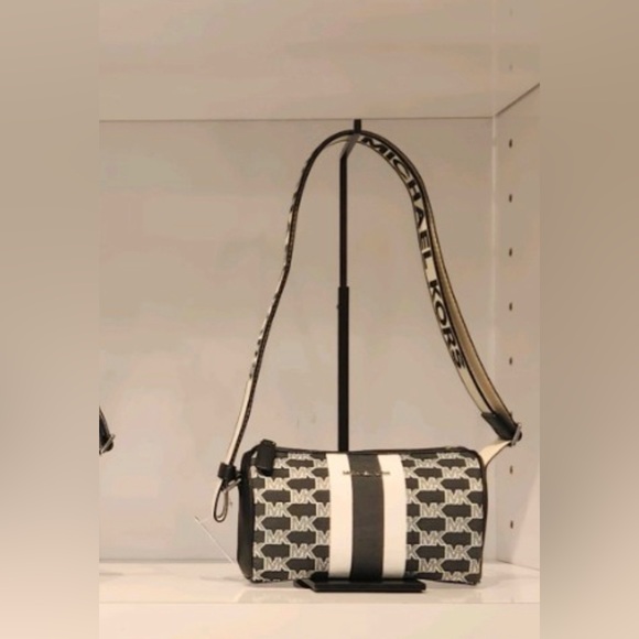 Michael Kors Cooper Duffle Bag Crossbody Black Multi - Picture 3 of 4